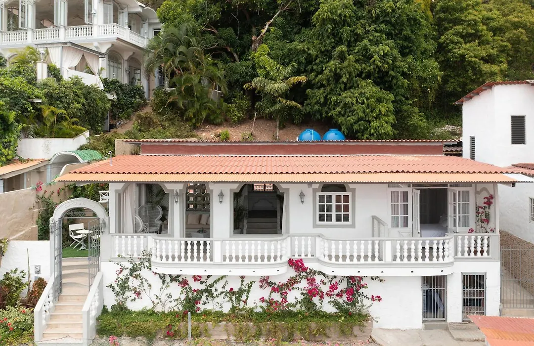 Villa Caprichosa Boutique Hotels-1